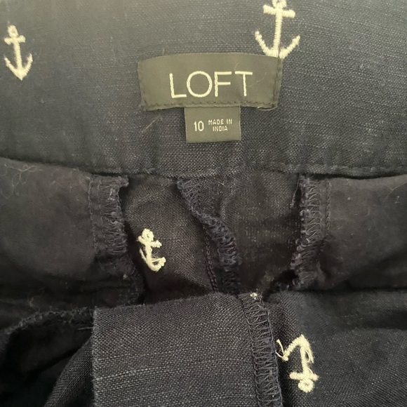 Size 10 LOFT shorts - Picture 3 of 6